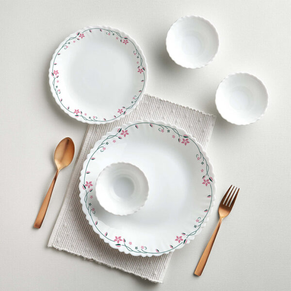 Larah Garland Dinner Set 13 pc