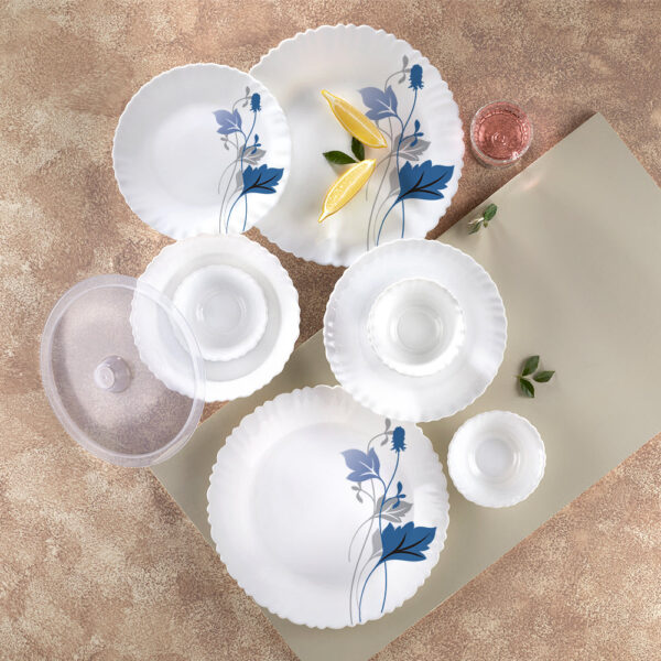 Larah Ageria Dinner Set